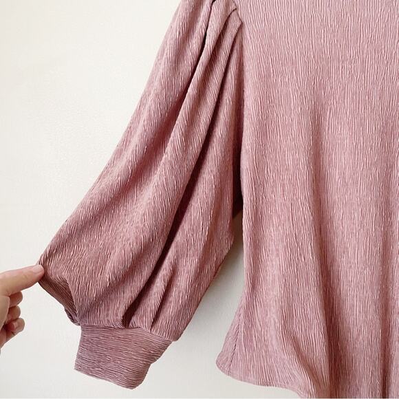 ASTR The Label | Balloon Sleeve Scoop Open Back Bodysuit Textured Pink Medium - Picture 4 of 8